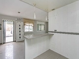 01695-0001 49