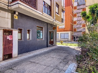Local en Los Corrales de Buelna (Cantabria) 42