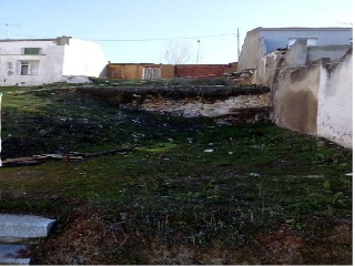 Suelo urbano consolidado en C/ Cordel de Merinas de Cham 21