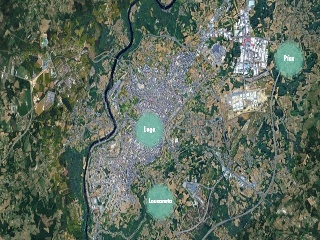Suelo en C/ Calzada de las Gandaras - Lugo - 17