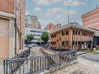 Local en C/ Jose María de la Puente 19