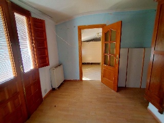 01646-0001 12