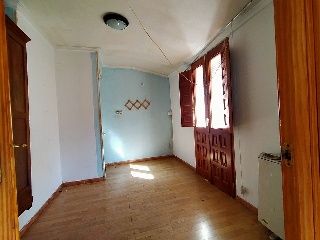 01646-0001 16
