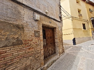 01942-0001 10