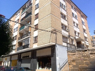 Local comercial en C/ Santa Lucía 8