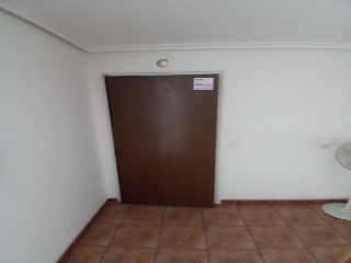 Local comercial en C/ Santa Lucía 10