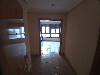 Local comercial en C/ Santa Lucía 13