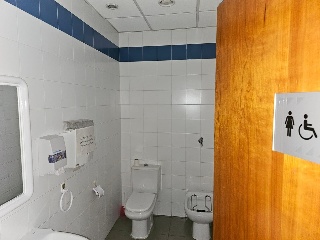 Local comercial en C/ Condado de Treviño 33