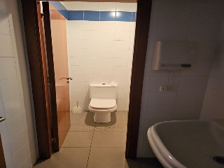 Local comercial en C/ Condado de Treviño 34