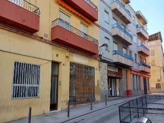 Locales en Monzón (Huesca) 17