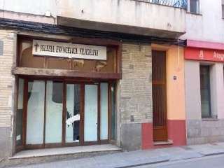 Locales en Monzón (Huesca) 19