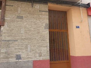 Locales en Monzón (Huesca) 20