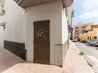 Local en C/ Doctor Castro  57