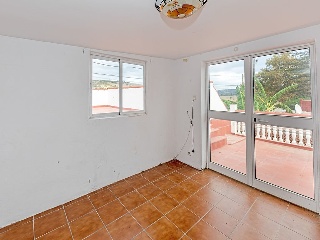 Casa adosada en Puente Romano 20