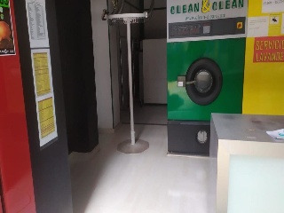 Local comercial en Santiago de Compostela 39