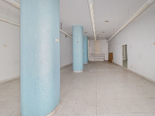 Locales en Ps Sant Joan 11