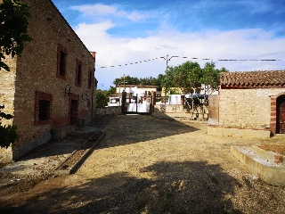 Casa en C/ Castellet y La Gornal - Barcelona 72