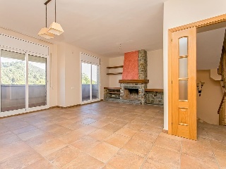 Vivienda adosada en C/ de la Creu 39
