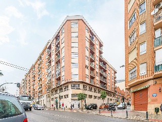 Locales en C/ Oliver - Alcoy - Alicante 38