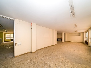 Locales en C/ Oliver - Alcoy - Alicante 40