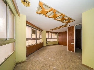 Locales en C/ Oliver - Alcoy - Alicante 50