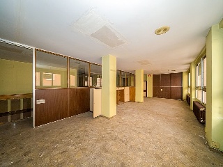 Locales en C/ Oliver - Alcoy - Alicante 52
