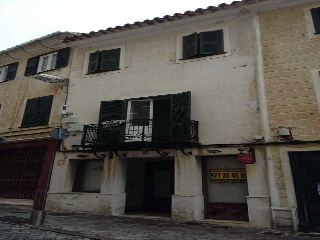 Edificio de locales y viviendas en Pz Principe, Mahón (Balears (Illes)) 3