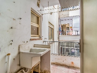 Piso en Av Salvador Dalí y Domenech, Figueres (Girona) 53