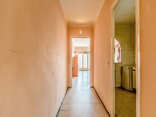 Piso en Av Salvador Dalí y Domenech, Figueres (Girona) 54