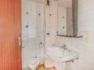 Piso en Av Salvador Dalí y Domenech, Figueres (Girona) 61