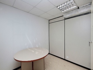 Local en C/ Mare de Deu de Montserrat, El Hospitalet de Llobregat (Barcelona) 17