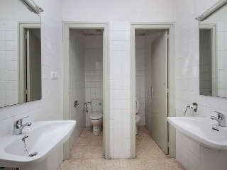 Local en C/ Mare de Deu de Montserrat, El Hospitalet de Llobregat (Barcelona) 30
