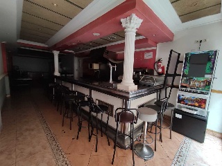 Local en C/ Montseny, Girona 12