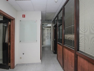 Oficinas en C/ Perellada 39