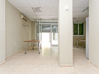 Local en C/ Anselm Clavé, Olesa de Montserrat (Barcelona) 35