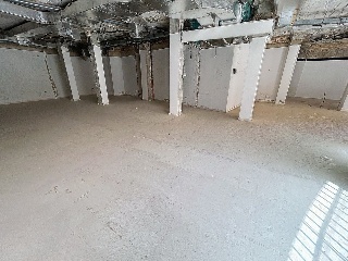Locales en C/ Veracruz - Lucena - Córdoba 23