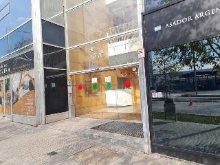 Locales en C/ San Cugat 25