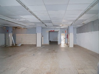 Local en C/ Doctor Simonena - Pamplona - 12