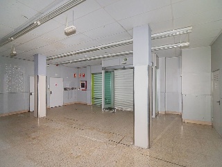 Local en C/ Doctor Simonena - Pamplona - 18