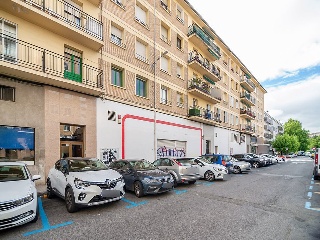 Local en C/ Doctor Simonena - Pamplona - 38