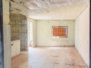 Vivienda en  C/ Oliveral, Requena (Valencia) 28