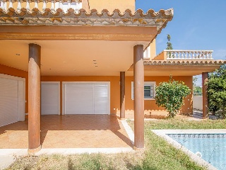 Chalet independiente en Ur Llagostera residencial 9
