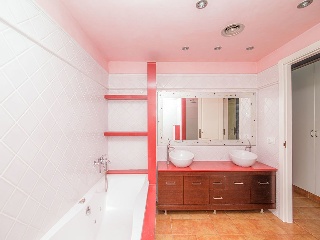 Chalet independiente en Ur Llagostera residencial 28