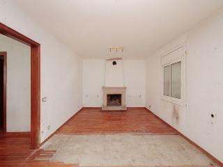 Chalet independiente en C/ Nuestra Señora de La Salud - Castellar del Vallès - 30