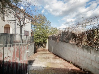 Chalet independiente en C/ Nuestra Señora de La Salud - Castellar del Vallès - 49
