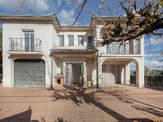 Chalet independiente en C/ Nuestra Señora de La Salud - Castellar del Vallès - 51