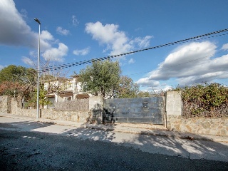 Chalet independiente en C/ Nuestra Señora de La Salud - Castellar del Vallès - 53