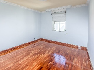 Piso en C/ Alférez Provisional, Villarcayo de Merindad de Castilla la Vieja (Burgos) 28
