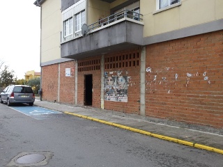 Locales en C/ la Mata 2