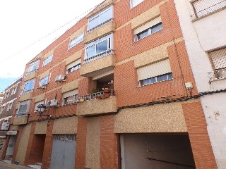 Piso en calle Parras, Yecla 2